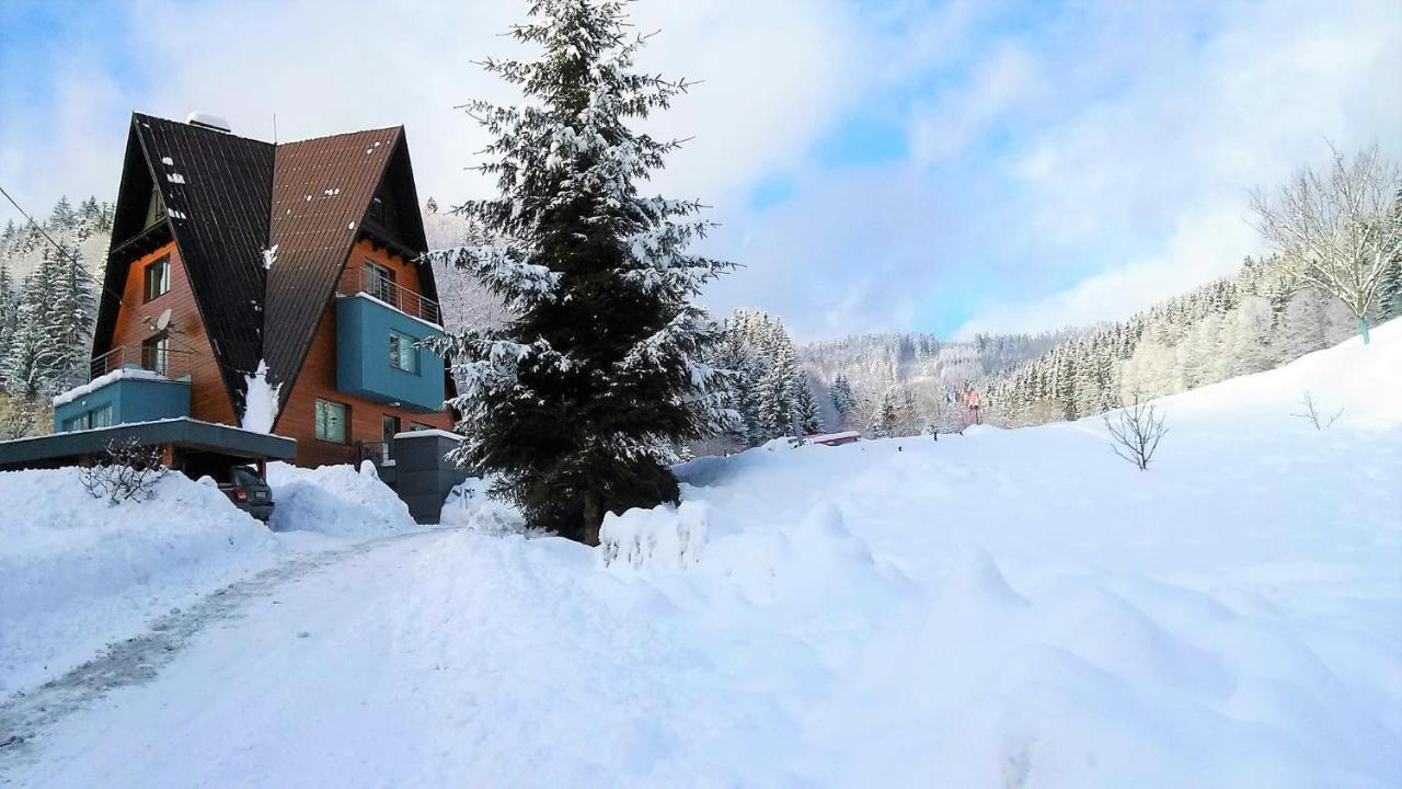 Vila Anna Wellness Halenkov エクステリア 写真